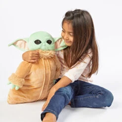 Pillow Pets Disney Star Wars: The Mandalorian Grogu Plush Toy, 16" -Home Decoration Sale Grogu Pillow Pet from Star Wars The Mandalorian 03201497E 04