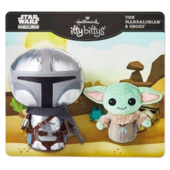 Hallmark Itty Bittys® Star Wars™ The Mandalorian™ And Grogu™ Plush, Set Of 2 -Home Decoration Sale Star Wars Mandalorian and Grogu Plush itty bittys 2Pack 1KDD2106 03